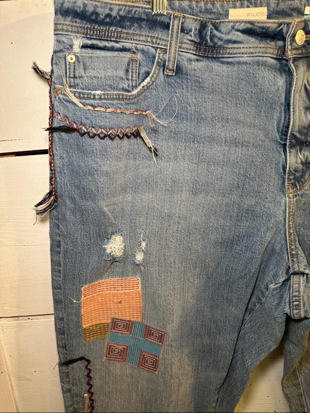 Anthropologie Pilcro The Slim Boyfriend Embroidered Patchwork Jeans - Picture 3 of 15
